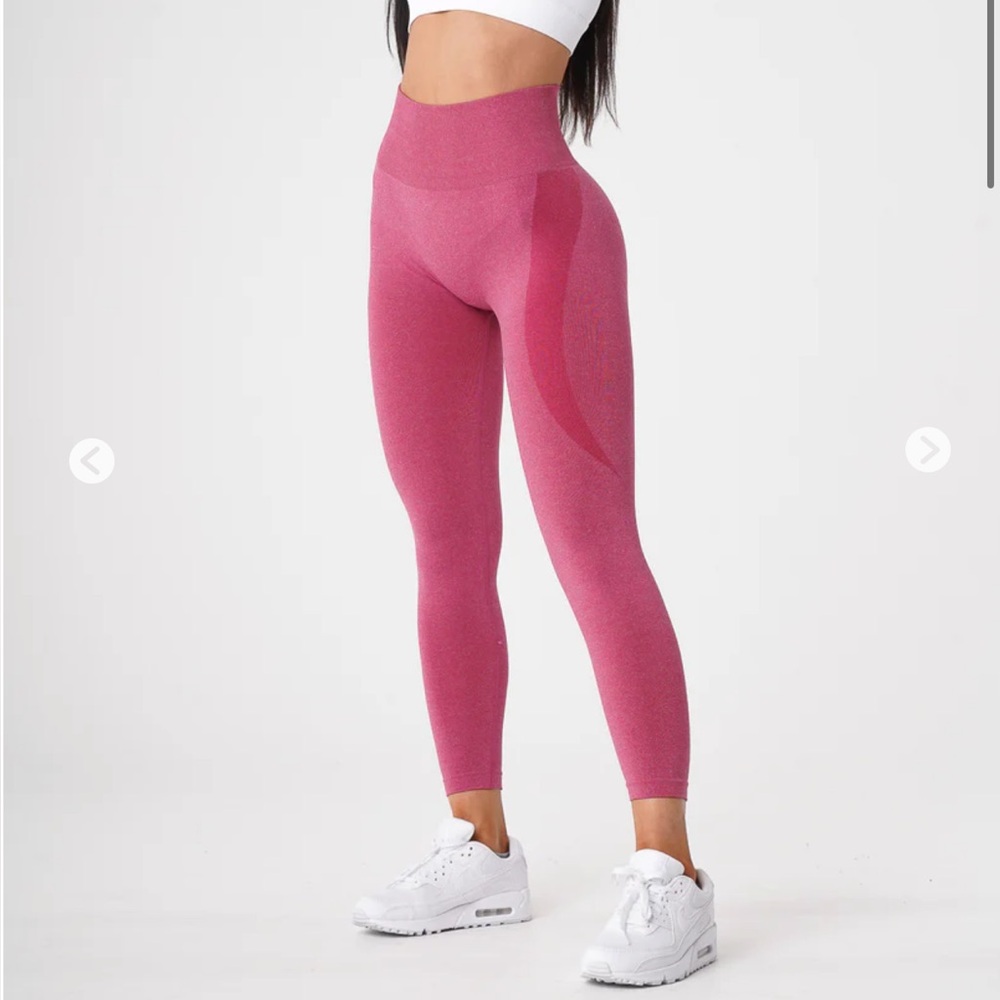 NVGTN crimson contour seamless leggings M
